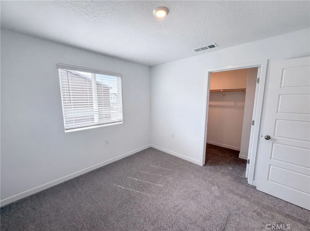 4472 Bellaire Clovis, CA 93619