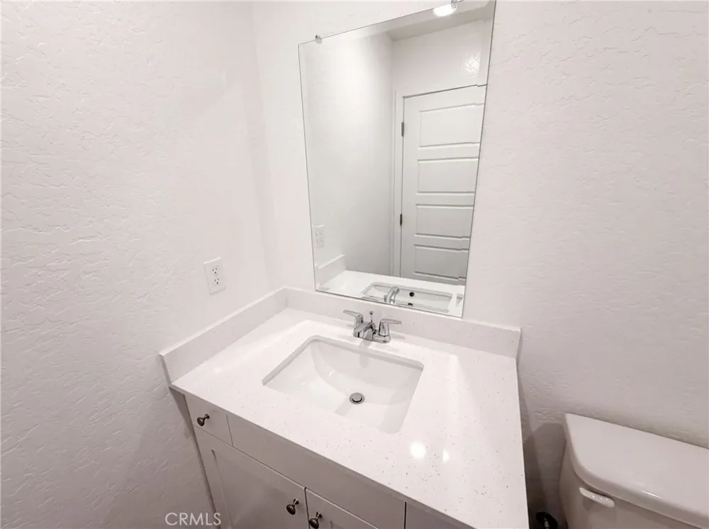 4472 Bellaire Clovis, CA 93619