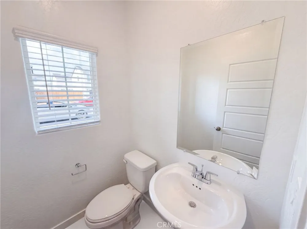 4472 Bellaire Clovis, CA 93619