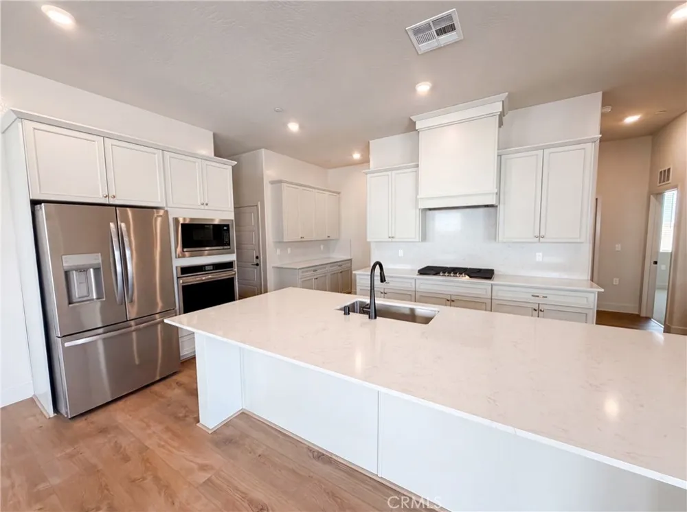 2262 Marion Clovis, CA 93619
