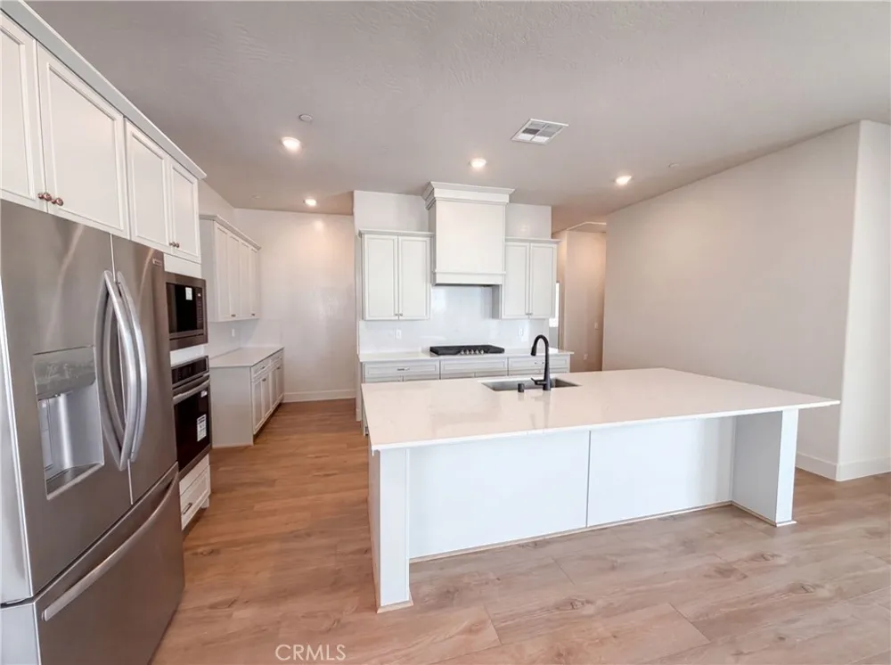 2262 Marion Clovis, CA 93619