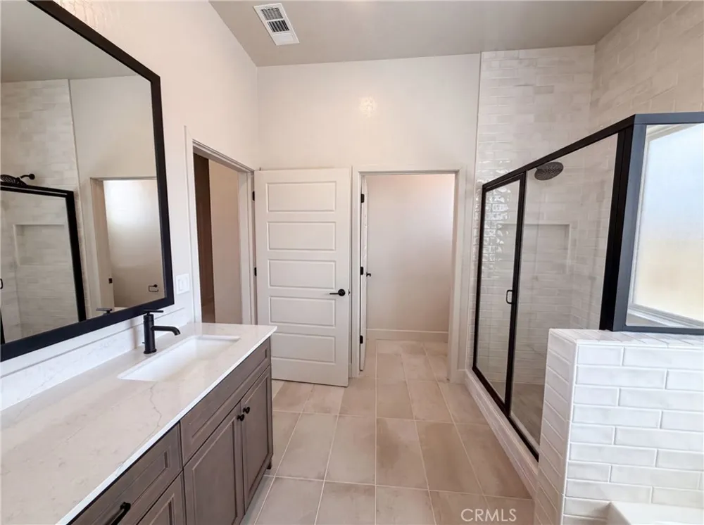 2262 Marion Clovis, CA 93619