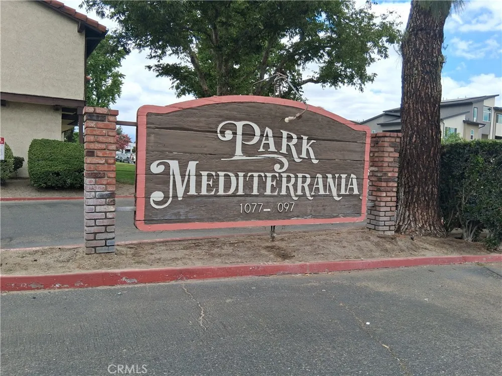 1077 S Santo Antonio Drive #4 Colton, CA 92324