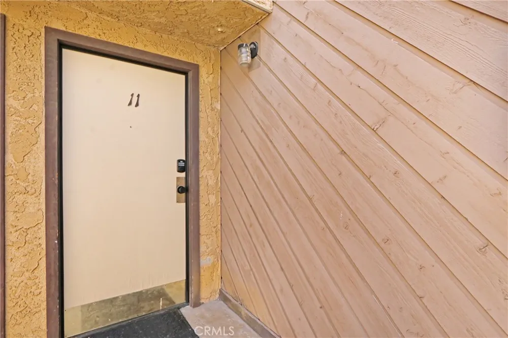 1706 Sessums Drive #11 Redlands, CA 92374