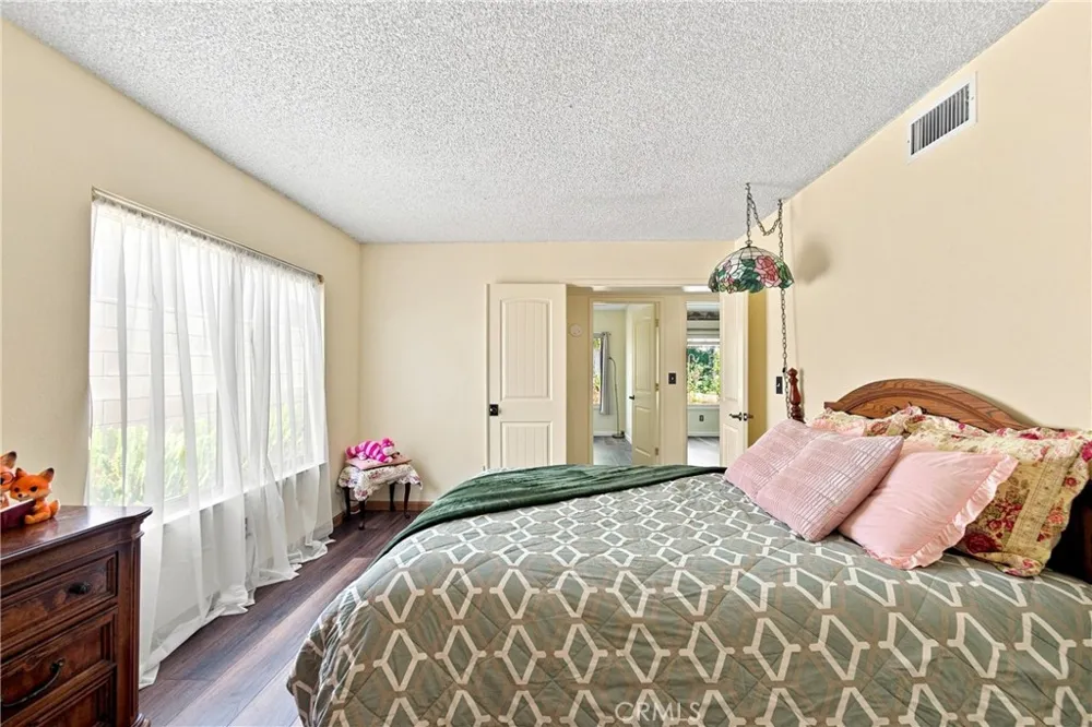 16563 Old Forest Hacienda Heights, CA 91745