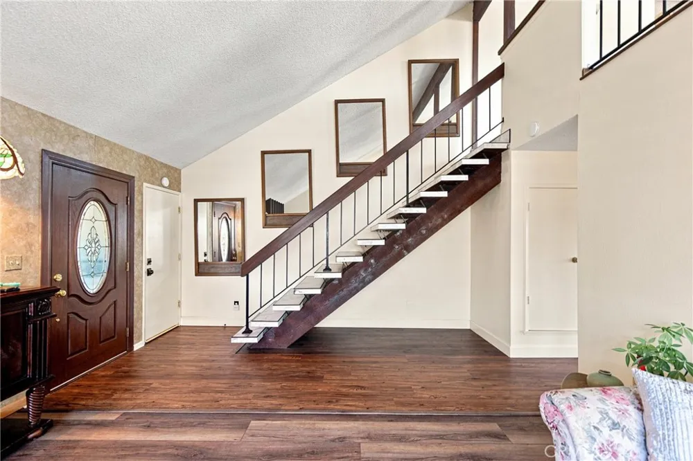 16563 Old Forest Hacienda Heights, CA 91745