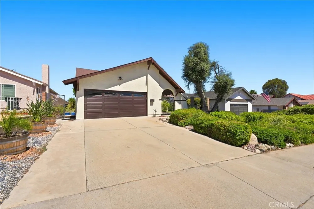 16563 Old Forest Hacienda Heights, CA 91745