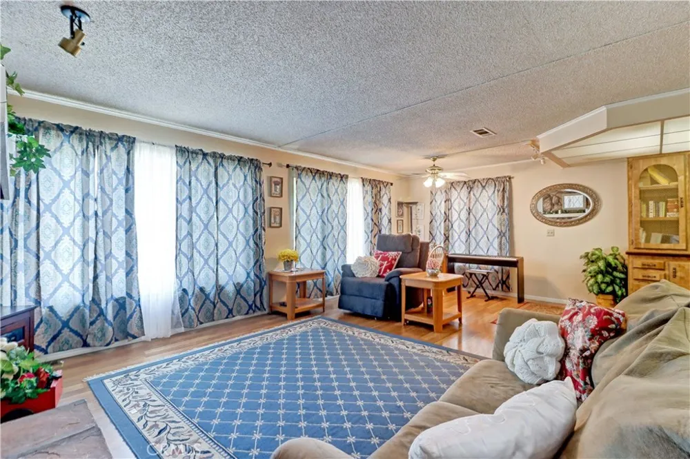 470 Quail Court Perris, CA 92570