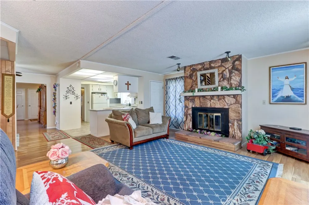 470 Quail Court Perris, CA 92570