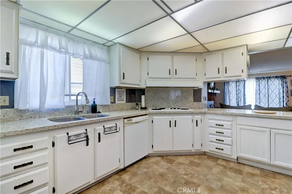 470 Quail Court Perris, CA 92570