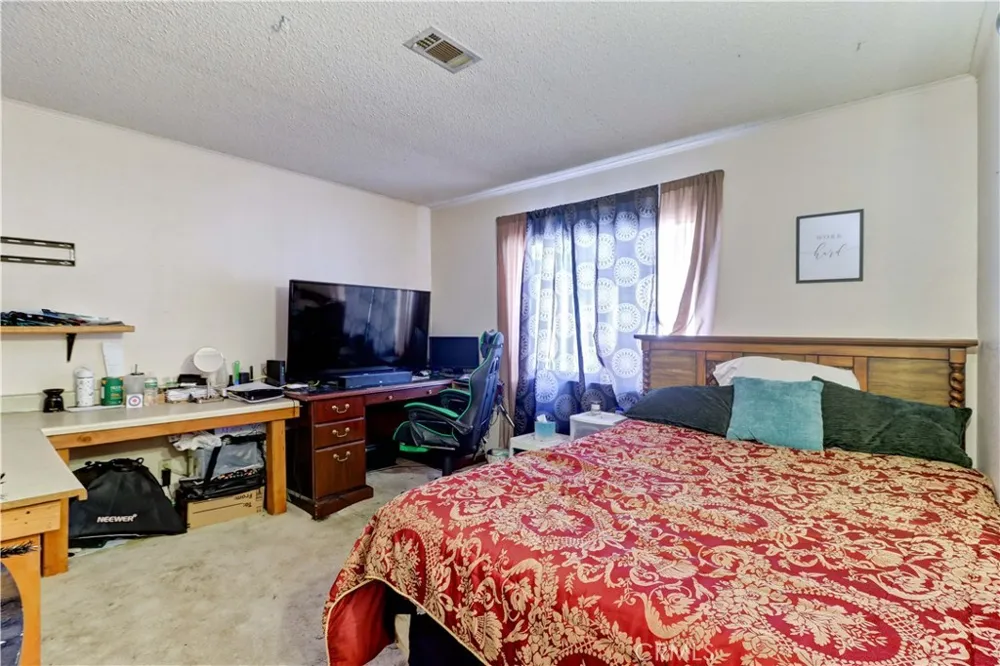 470 Quail Court Perris, CA 92570