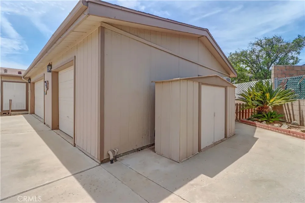 470 Quail Court Perris, CA 92570