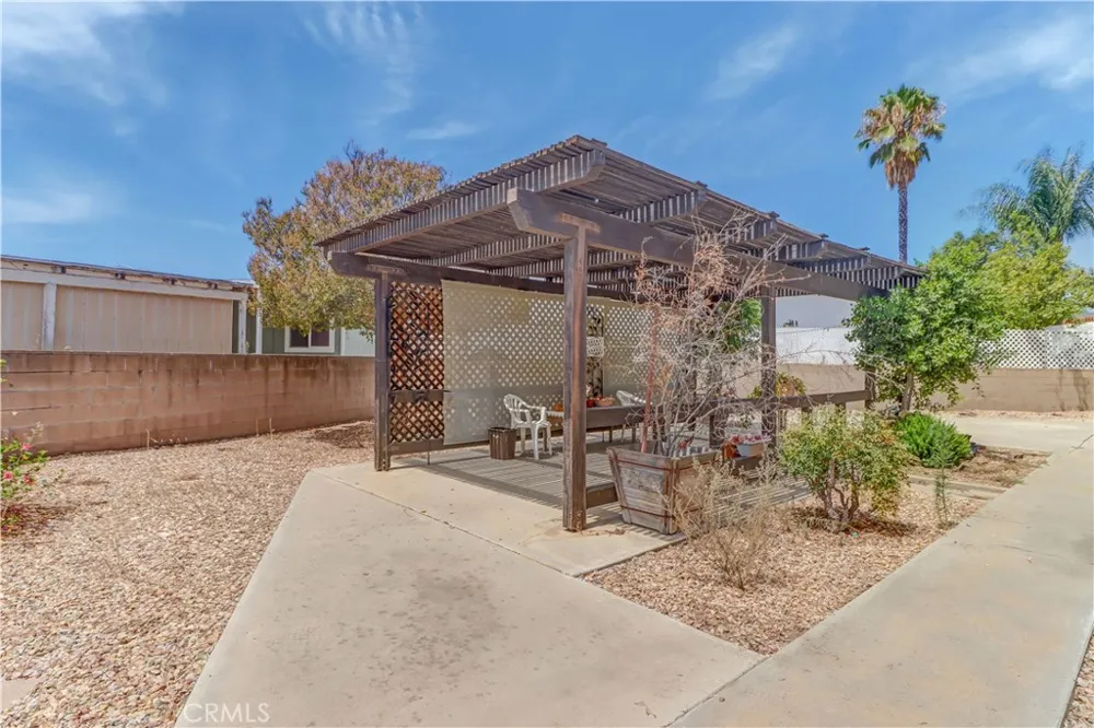 470 Quail Court Perris, CA 92570