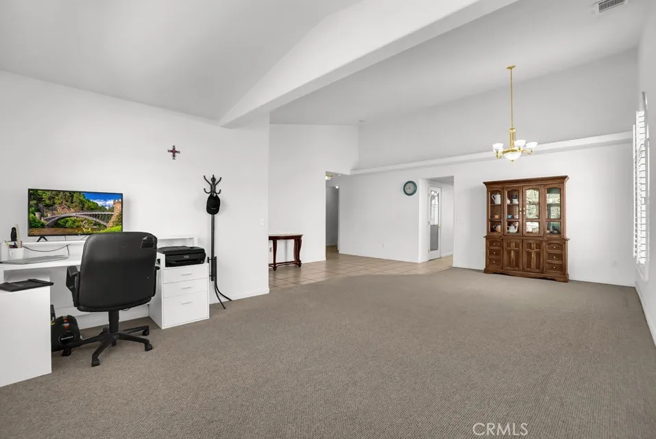 17885 Vista Point Victorville, CA 92395