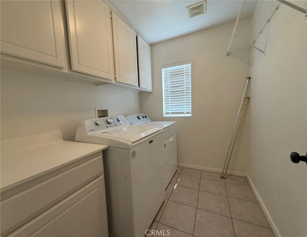 19656 Allenhurst Riverside, CA 92508