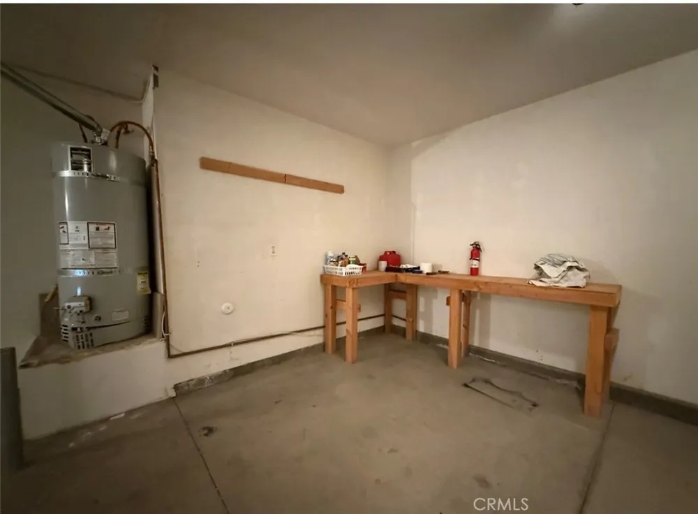 19656 Allenhurst Riverside, CA 92508