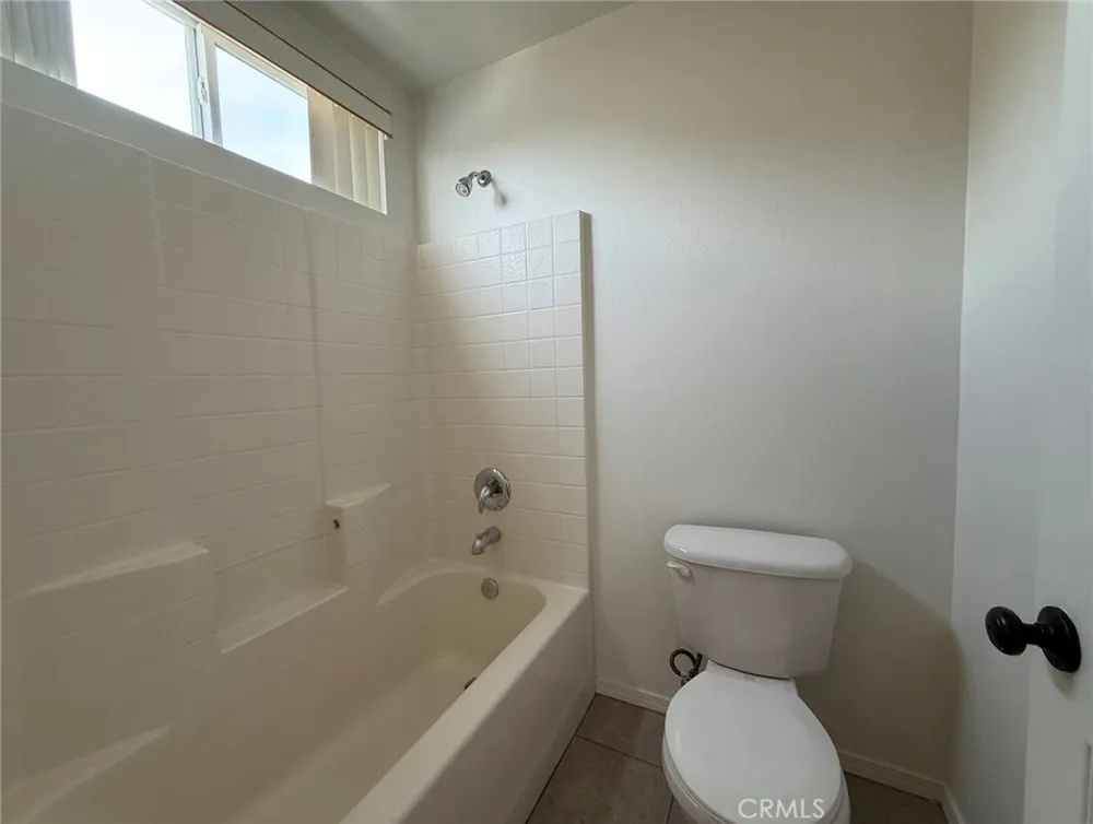 19656 Allenhurst Riverside, CA 92508