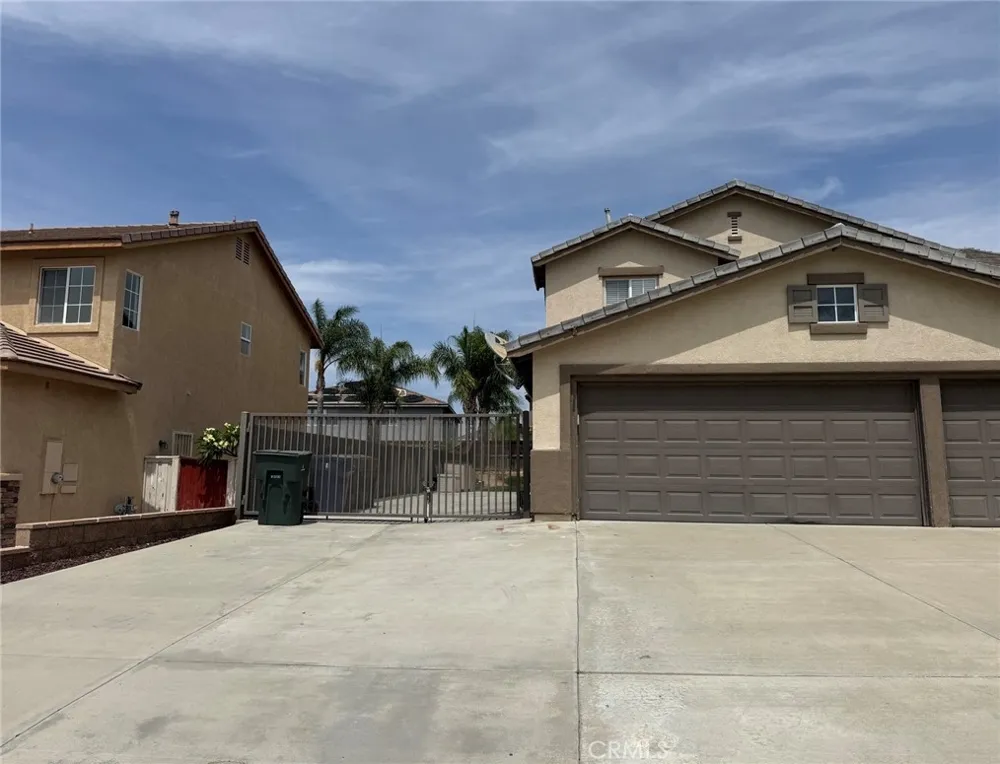 19656 Allenhurst Riverside, CA 92508