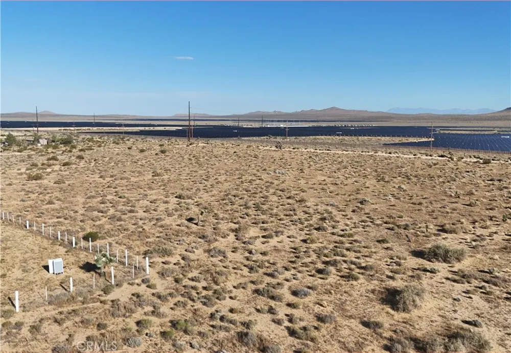 Corner Of Trotter Ave / Silver Mojave, CA 93501