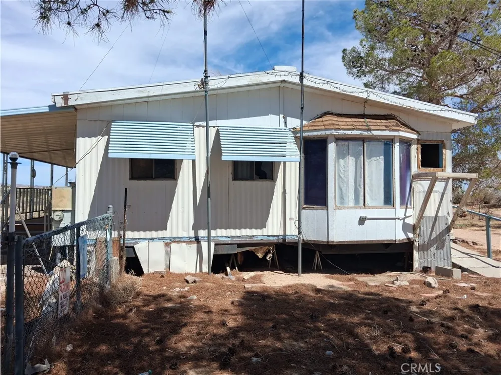 45922 Lani Kai Newberry Springs, CA 92365