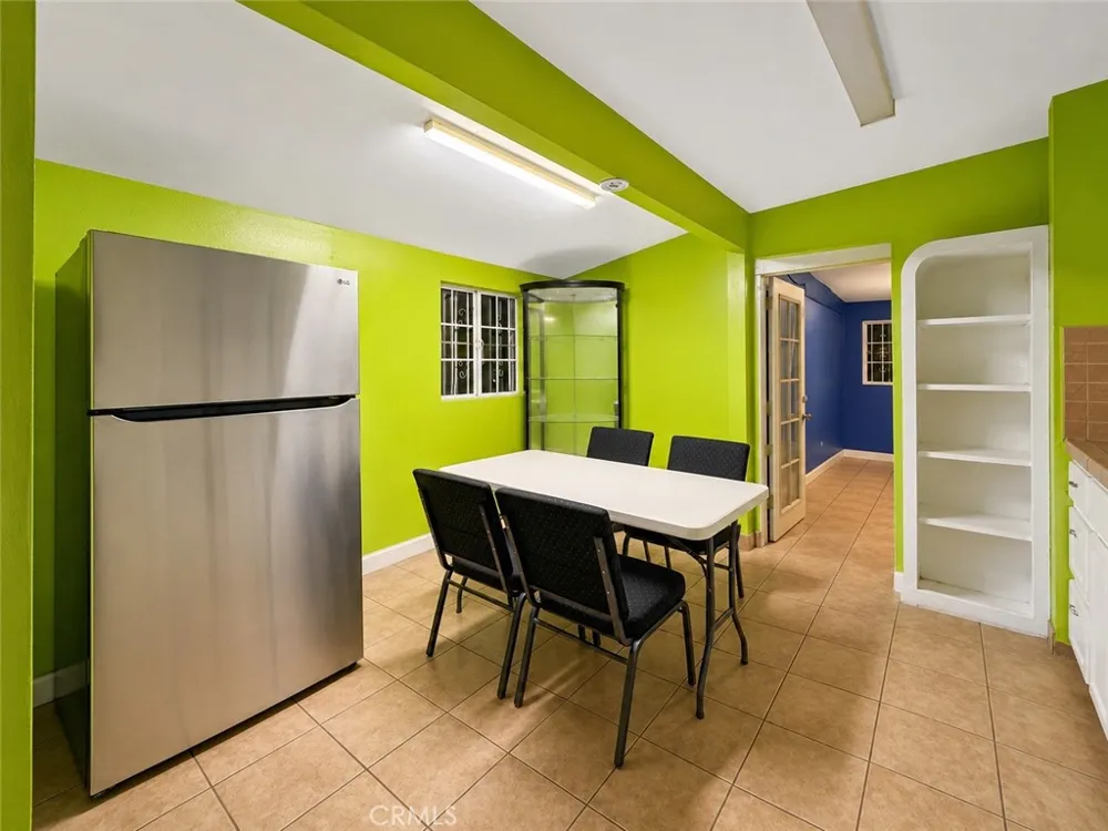 16845 E Newburgh Azusa, CA 91702