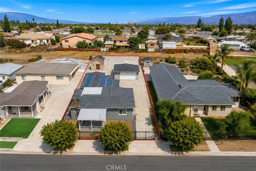 16845 E Newburgh Azusa, CA 91702