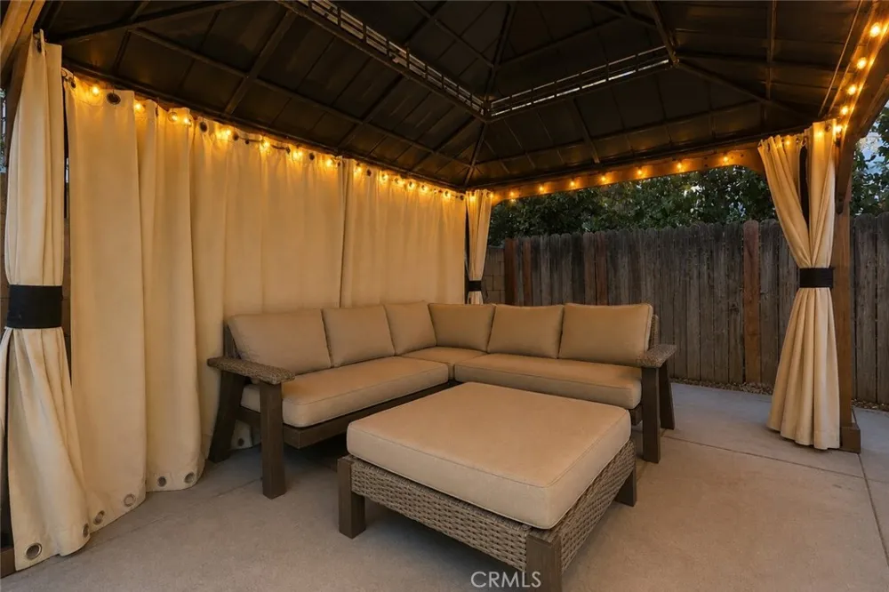 737 E Jackson Rialto, CA 92376