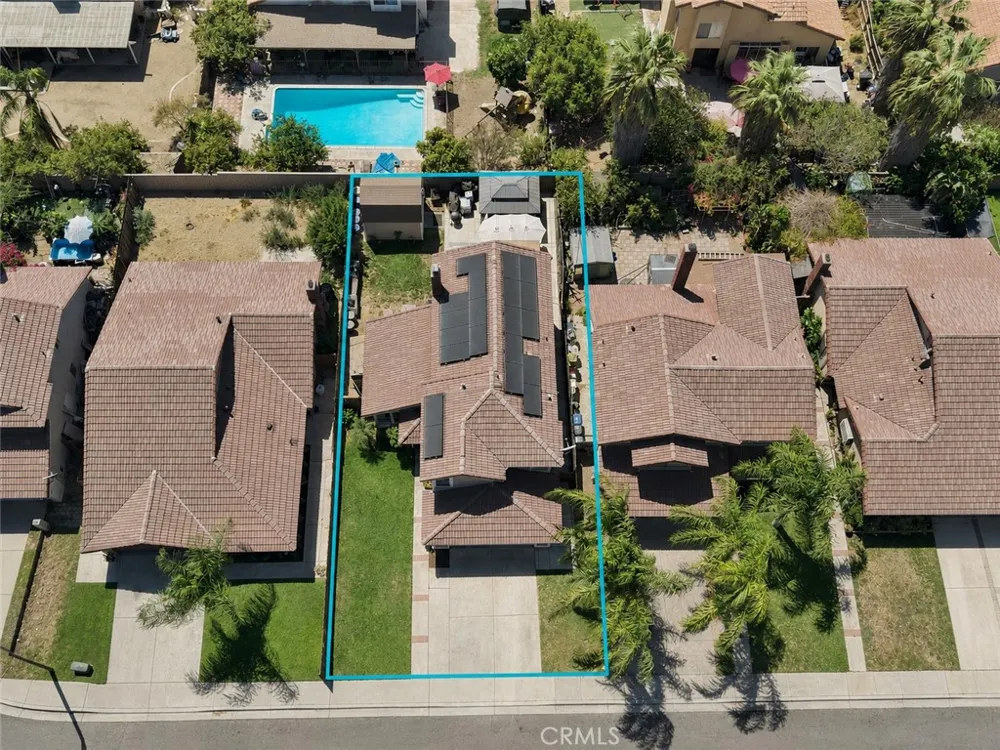 737 E Jackson Rialto, CA 92376