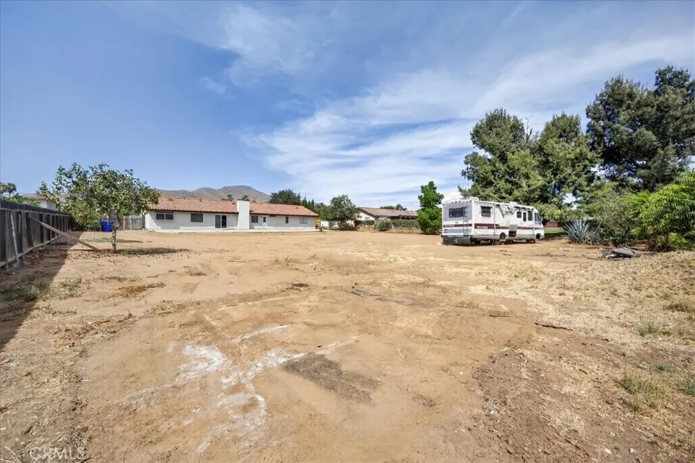 7950 Olivia Way Riverside, CA 92509