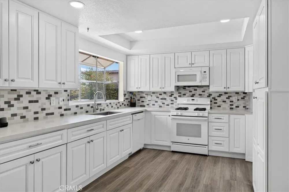 7950 Olivia Way Riverside, CA 92509
