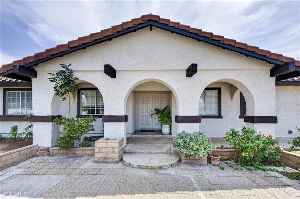 7950 Olivia Way Riverside, CA 92509