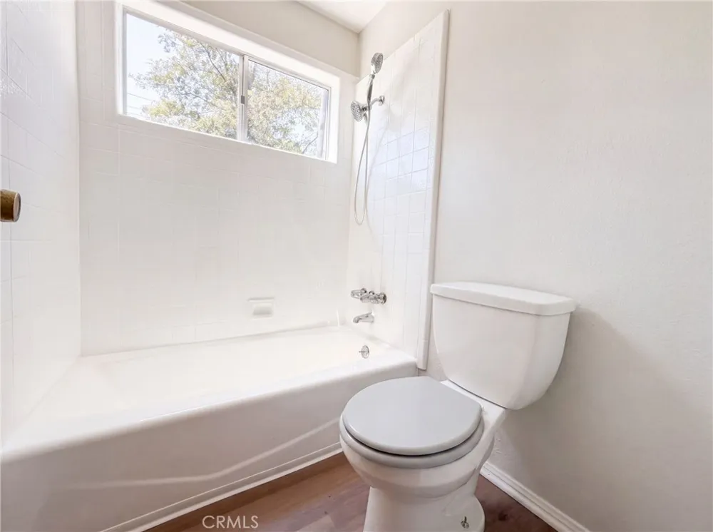 22360 Briarwood Crestline, CA 92325