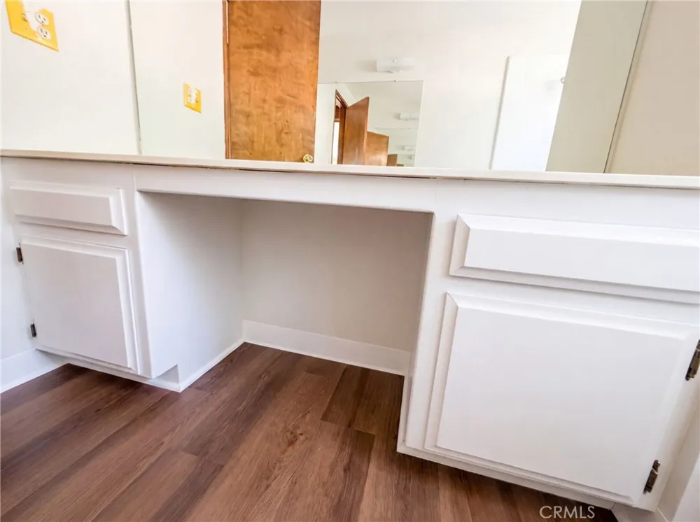 22360 Briarwood Crestline, CA 92325