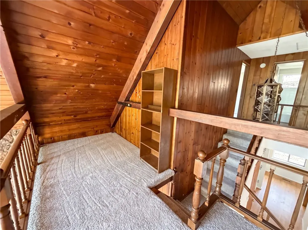 22360 Briarwood Crestline, CA 92325