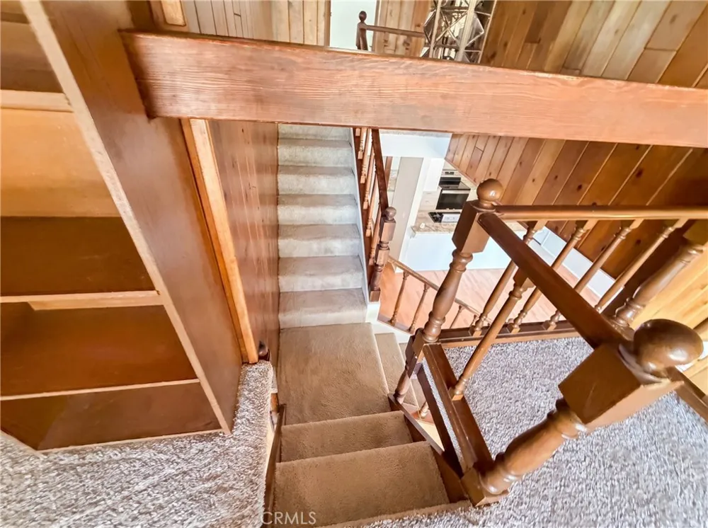 22360 Briarwood Crestline, CA 92325