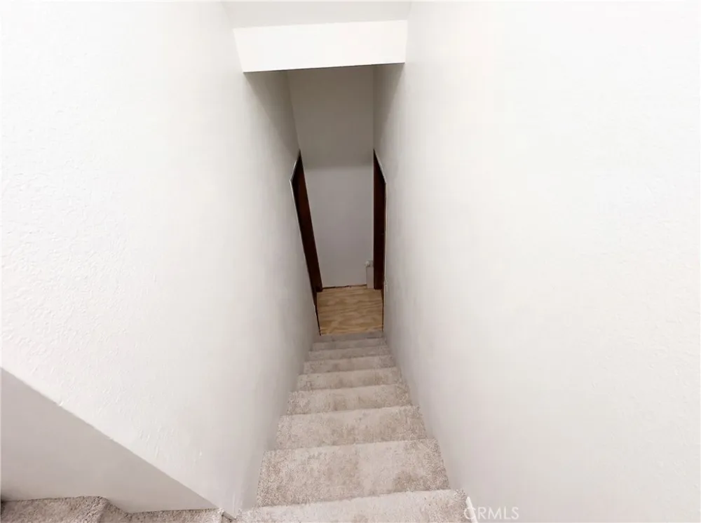 22360 Briarwood Crestline, CA 92325