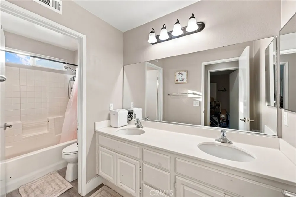 29076 Barcelona Court Riverside, CA 92555