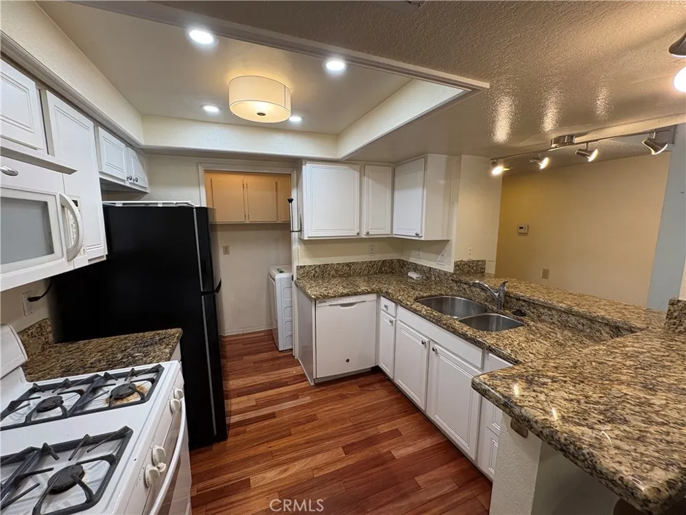 246 E Fern #103 Redlands, CA 92373