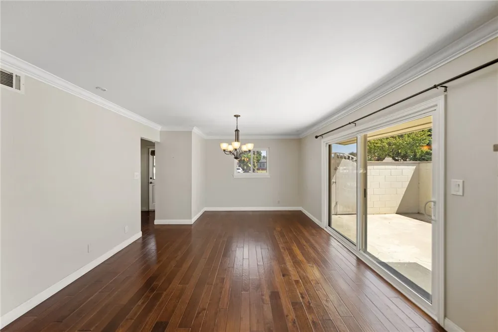 4432 BEVERLY COURT Riverside, CA 92506