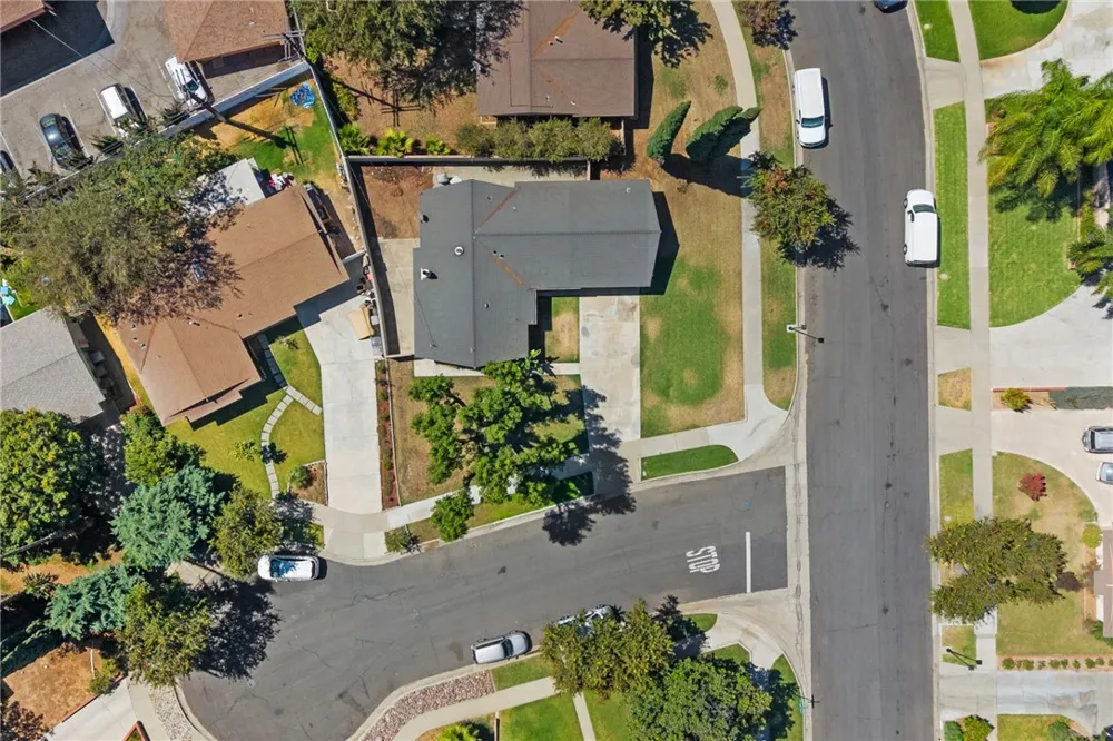 4432 BEVERLY COURT Riverside, CA 92506