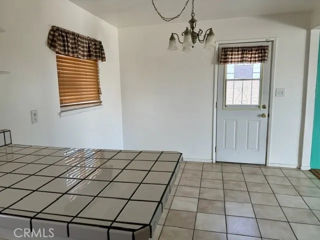 851 Linda Barstow, CA 92311