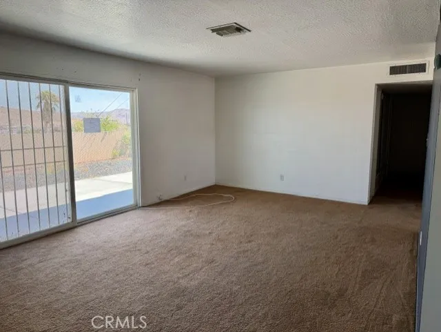 851 Linda Barstow, CA 92311