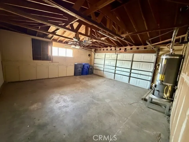 851 Linda Barstow, CA 92311