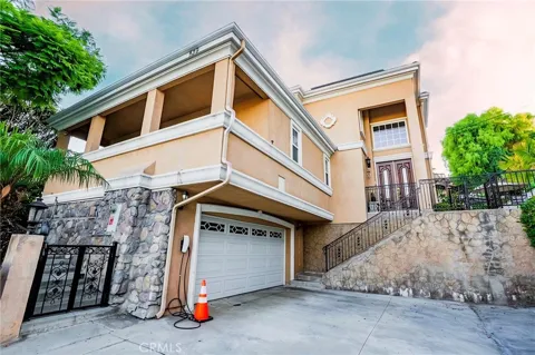 539 Bourdet