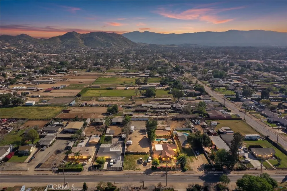 642 7th Norco, CA 92860