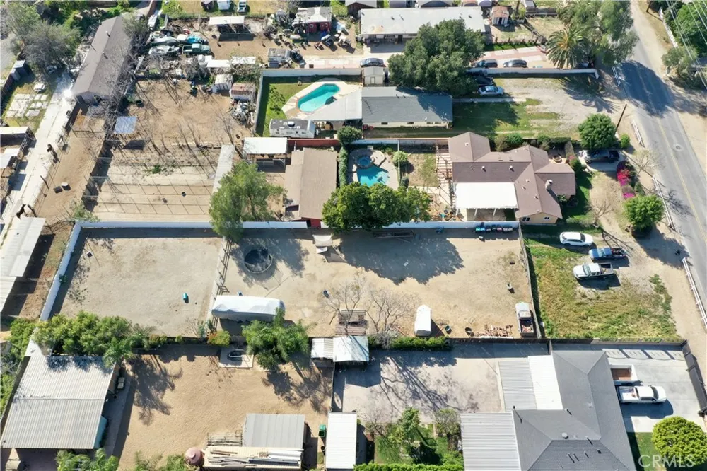 642 7th Norco, CA 92860