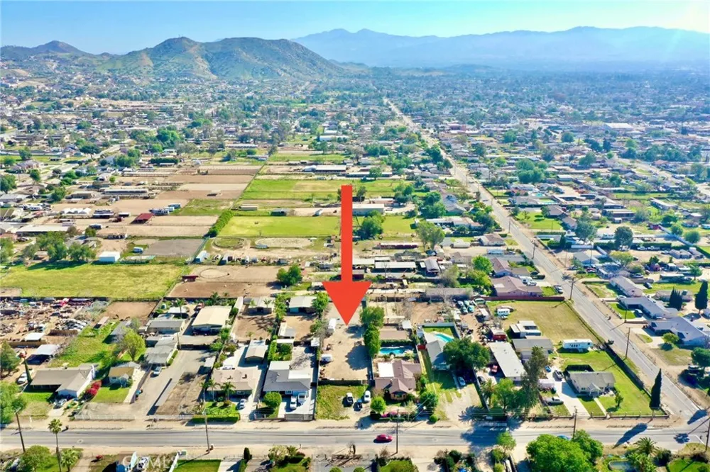 642 7th Norco, CA 92860