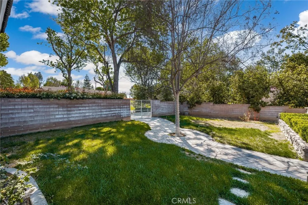 7455 Jola #B Riverside, CA 92506
