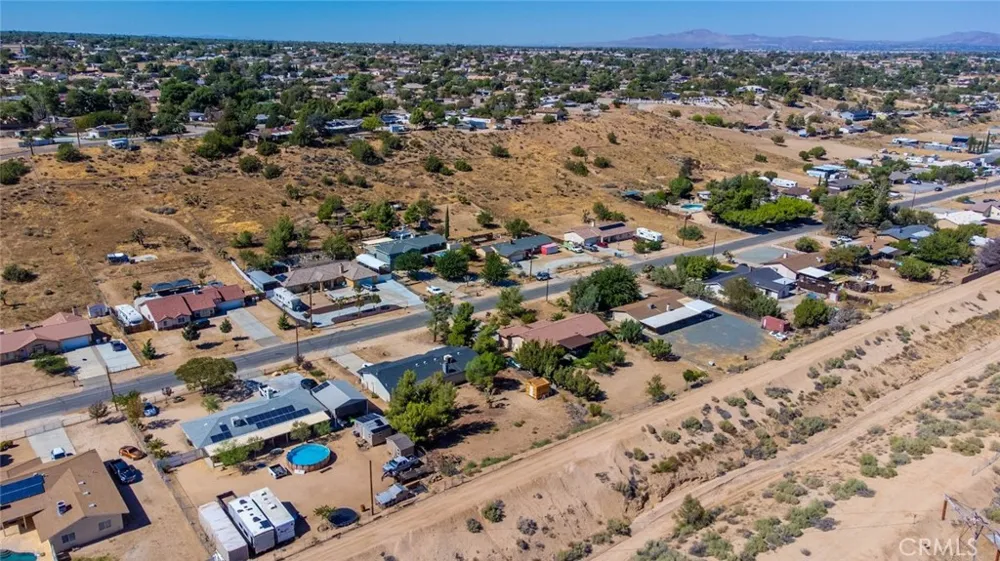 7621 Alston Avenue Hesperia, CA 92345