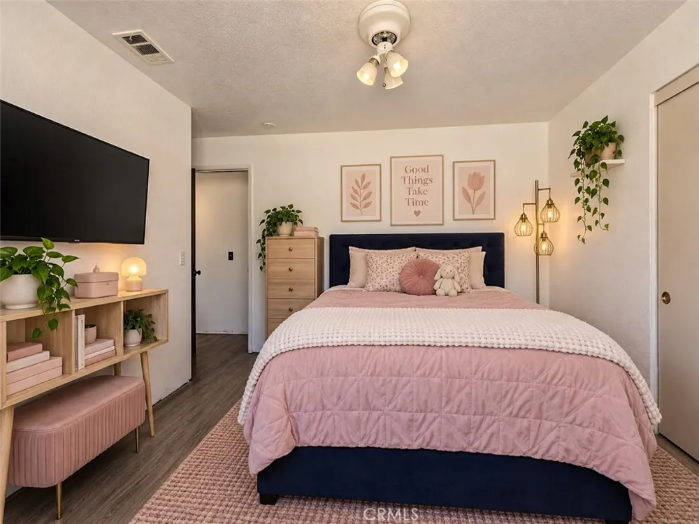 7621 Alston Avenue Hesperia, CA 92345